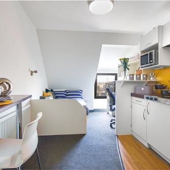 Bronze Studio - Image 1