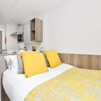 Bronze Studio - Image 1