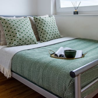 Gold Ensuite - Image 1