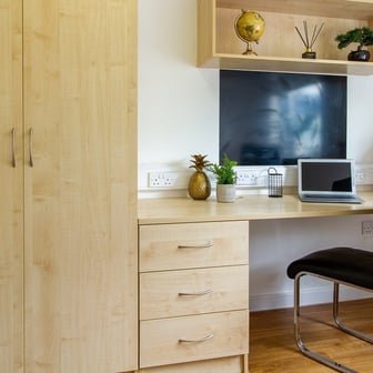 Gold Ensuite - Image 2