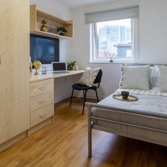 Platinum 2 Bed Apartment - Image 1