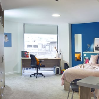 Premium Plus Studio - Image 1