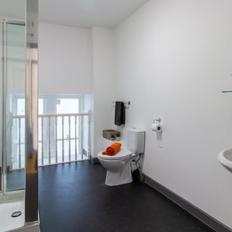 Bronze Single Room - Image 3