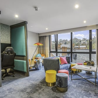 Elegance Apartment - Image 13