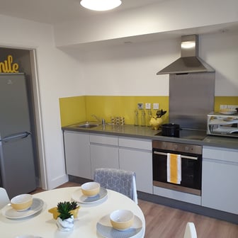 Silver Ensuite - Image 5