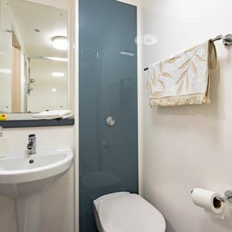 2 Bedroom Apartment - Image 5