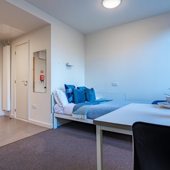 Premium Studio - Image 2