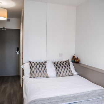 4 Bed Ensuite - Image 1