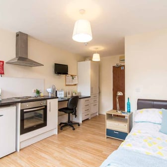 Bronze Studio - Image 1