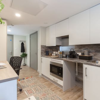 Platinum Plus Studio - Image 9