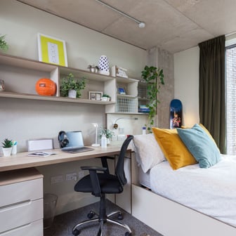 Platinum Plus Studio - Image 17