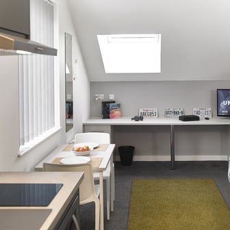 Premium Studio - Image 1