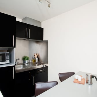 Standard  Studio - Image 2