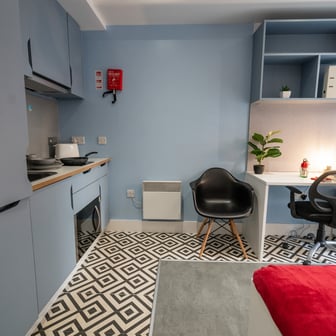 Premium Studio - Image 2