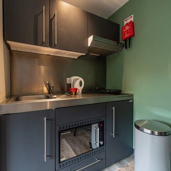 Superior Deluxe Studio - Image 4