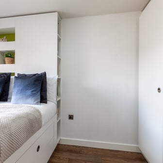 Ensuite Ground Floor - Image 1