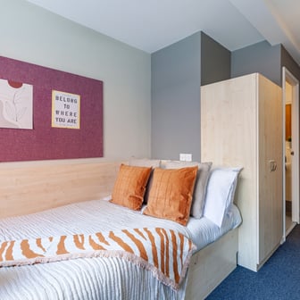 Premium Plus Ensuite - Image 2