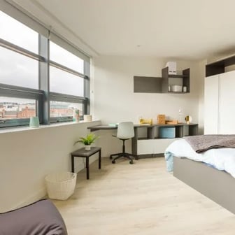 Premium Studio - Image 1