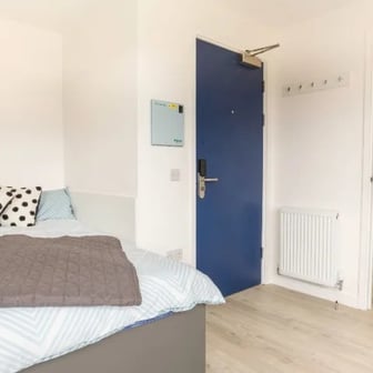 Premium Studio - Image 3