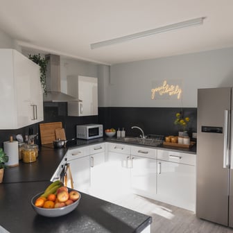 Silver En-suite - Image 4