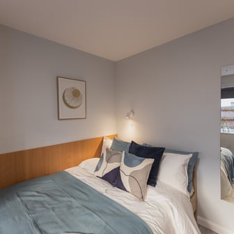 Silver En-suite - Image 8