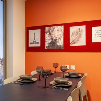 Deluxe Ensuite - Image 7