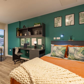 Deluxe Studio - Image 4