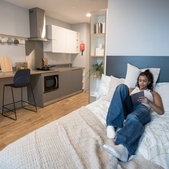 Premium Studio - Image 1