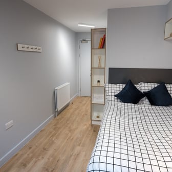 Deluxe Plus En Suite - Image 2