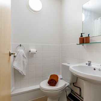 Ensuite - Image 3
