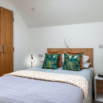 Garden View Studio - Image 1