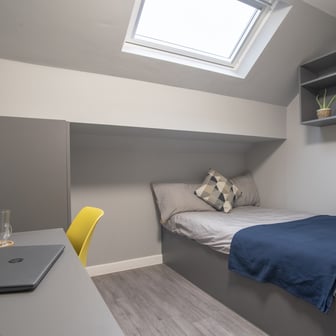 Standard Loft Ensuite - Image 1