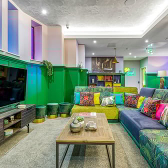 Neo Apartment - Image 7