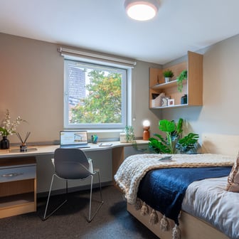 Classic Ensuite - Image 1