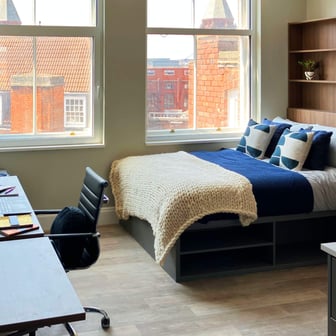 Platinum Studio - Image 1