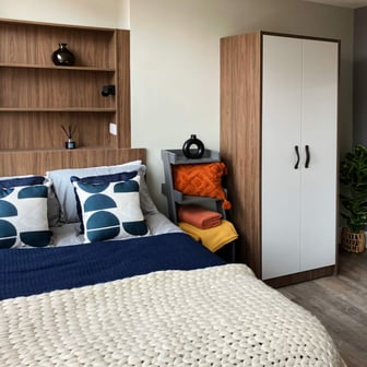 Platinum Studio - Image 2