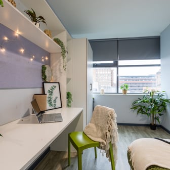 Gold Ensuite - Image 10