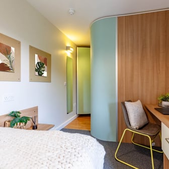 Premium Plus Ensuite - Image 3