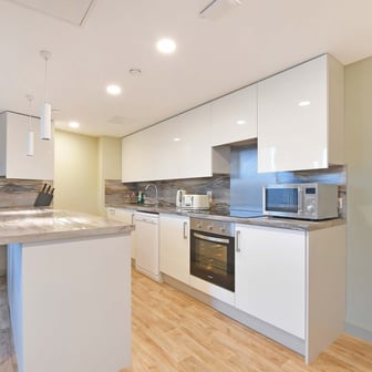 Platinum En-suite - Image 31