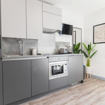 Silver Studio - Image 3