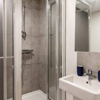 Luxury Studio - Image 8