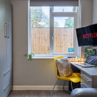 Luxury Studio - Image 4