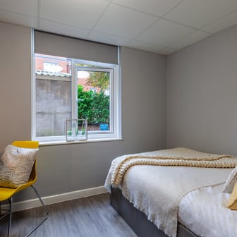 Deluxe Ensuite - Image 2