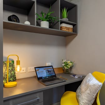 Deluxe Ensuite - Image 4