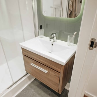 Gold Loft Apartment - Image 4