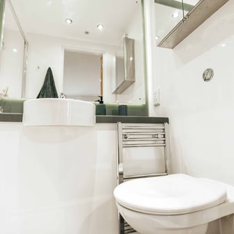 Platinum 1 Bed Apartment - Image 4