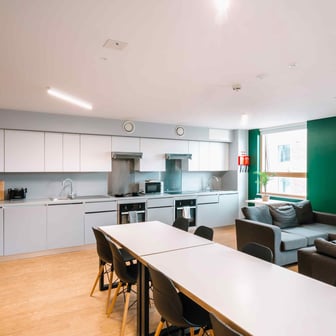 Platinum En Suite - Image 6