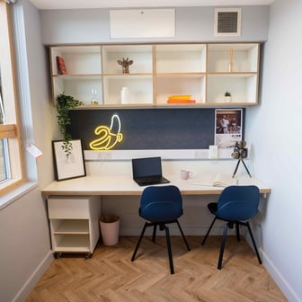 One Bed Apartment - Image 2