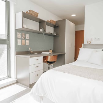 Platinum En Suite - Image 1