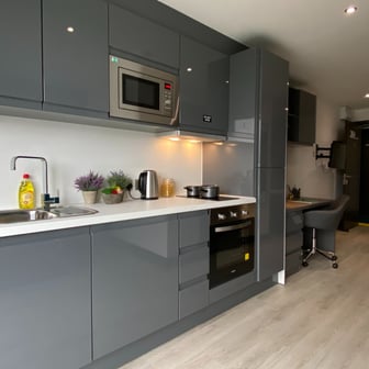 Executive Studio - Image 7